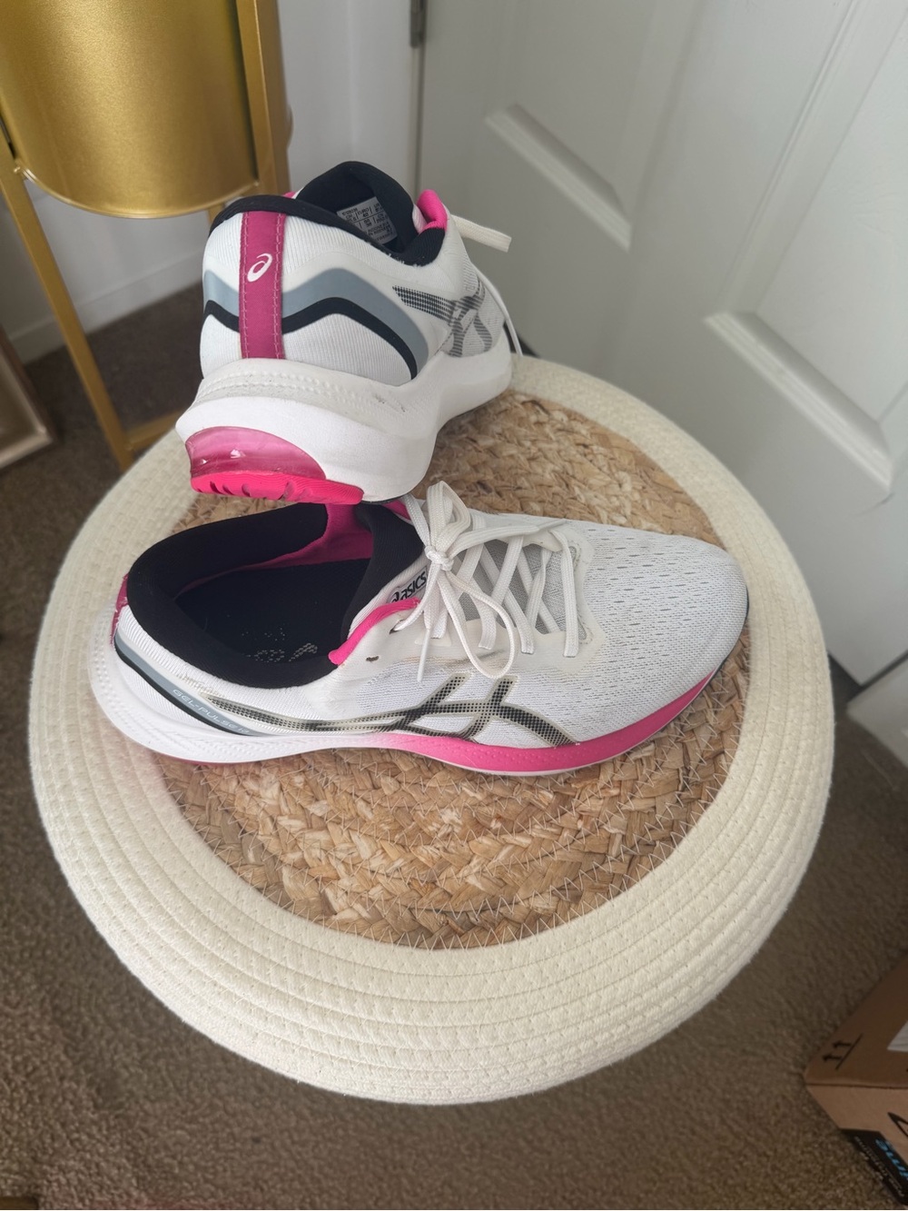 ASICS White & Pink Women's Running Sneakers